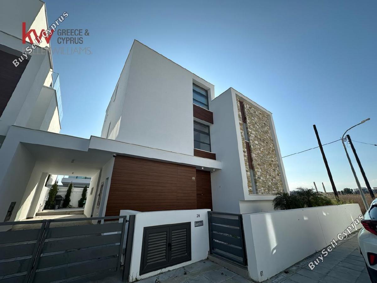 4 Bedroom Detached house to rent in Livadia Larnacas, Larnaca: https://www.buysellcyprus.com/property-for-rent/larnaca/livadia-larnacas/4-bed-detached-house-to-rent-livadia-larnacas-larnaca-1800360.html (www.buysellcyprus.com)