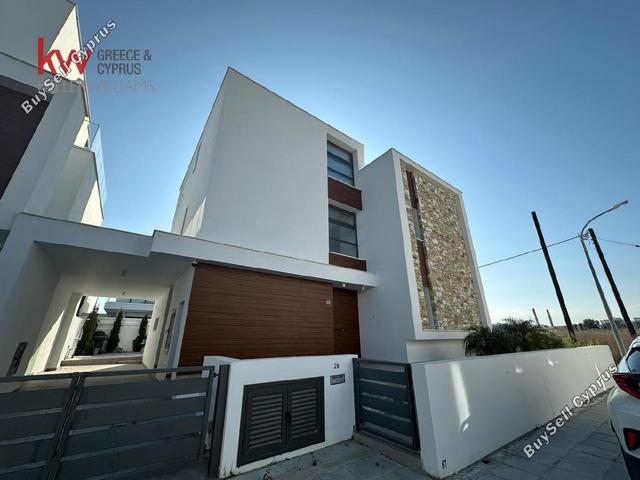 4 Bedroom Detached house to rent in Livadia Larnacas, Larnaca: https://www.buysellcyprus.com/property-for-rent/larnaca/livadia-larnacas/4-bed-detached-house-to-rent-livadia-larnacas-larnaca-1800360.html (www.buysellcyprus.com)
