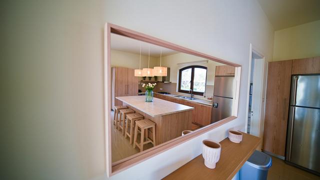 6-bedroom villa in Larnaca № 153177: https://dom.com.cy/en/catalog/sale/153177/ (dom.com.cy)
