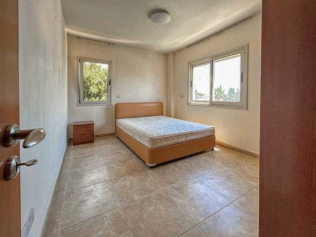 1-bedroom apartment to rent: https://www.bazaraki.com/adv/5787160_1-bedroom-apartment-to-rent (www.bazaraki.com)