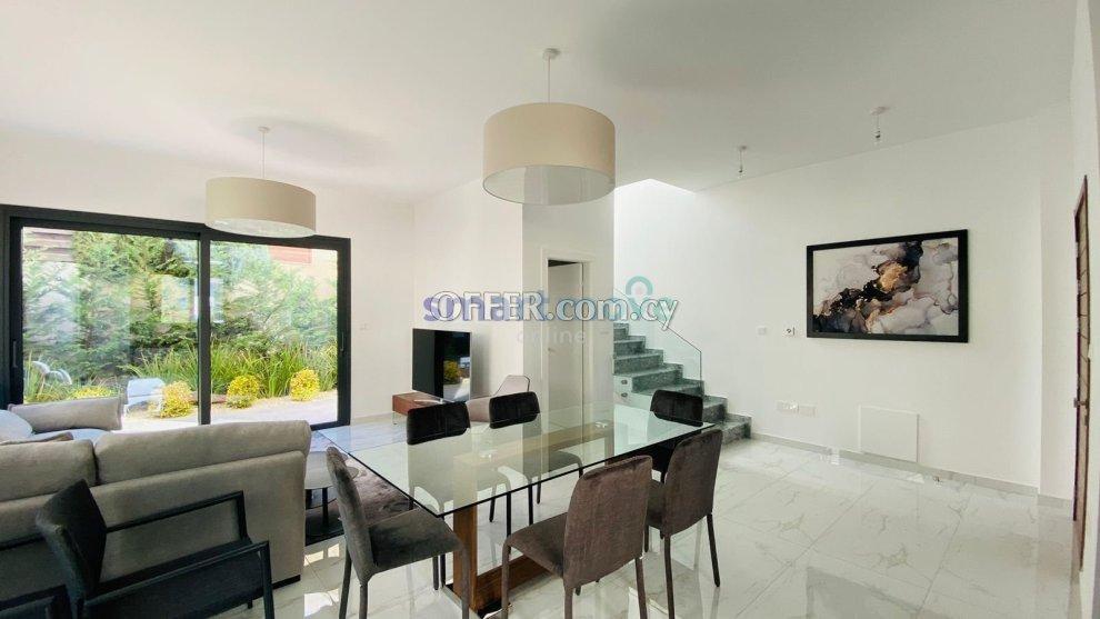 2 Bedroom Townhouse For Rent Limassol: https://www.offer.com.cy/en/2-bedroom-townhouse-for-rent-limassol/21-816792/ (www.offer.com.cy)