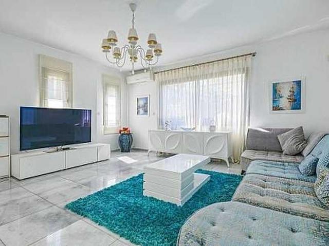 4-bedroom villa for sale: https://www.bazaraki.com/adv/5766388_4-bedroom-villa-for-sale (www.bazaraki.com)