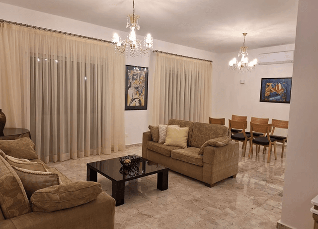 3-bedroom apartment to rent: https://www.bazaraki.com/adv/5787002_3-bedroom-apartment-to-rent (www.bazaraki.com)