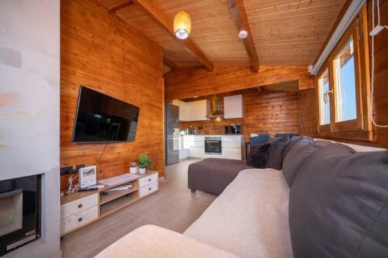 Lofou limassol 3 house complex with swimming pool: https://www.bazaraki.com/adv/5791131_lofou-limassol-3-house-complex-with-swimming-pool (www.bazaraki.com)