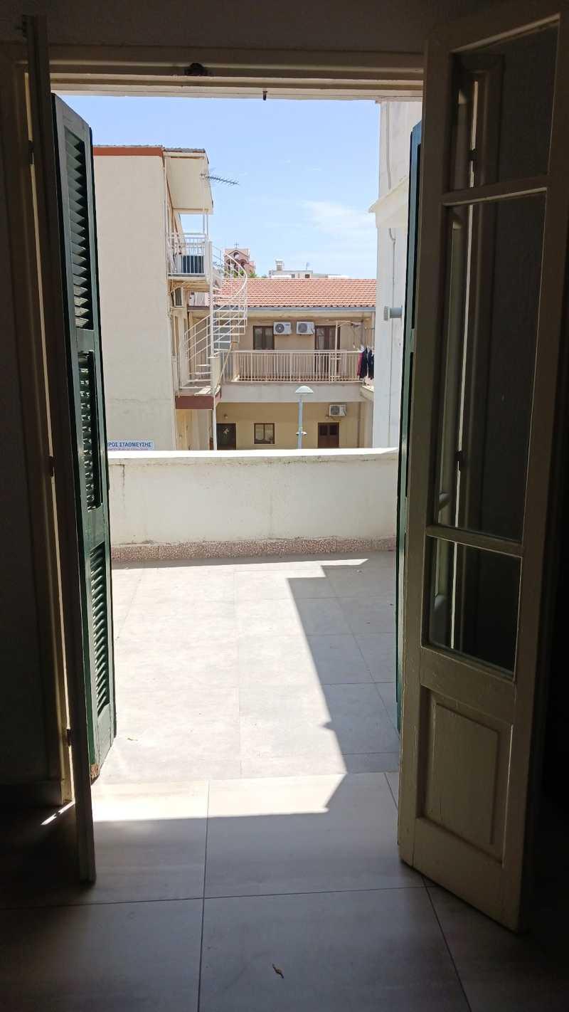 Κατάλληλο για γραφείο στο κέντρο λεμεσού: https://www.bazaraki.com/adv/5791658_katallelo-gia-grapheio-sto-kentro-lemesou (www.bazaraki.com)
