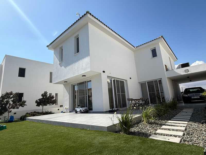 3-bedroom detached house for sale: https://www.bazaraki.com/adv/5798382_3-bedroom-detached-house-for-sale (www.bazaraki.com)