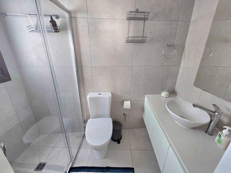 2-bedroom apartment to rent: https://www.bazaraki.com/adv/5790563_2-bedroom-apartment-to-rent (www.bazaraki.com)