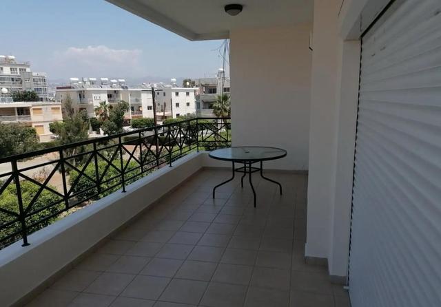 3-bedroom flat in Limassol №152110: https://dom.com.cy/en/catalog/rent/152110/ (dom.com.cy)