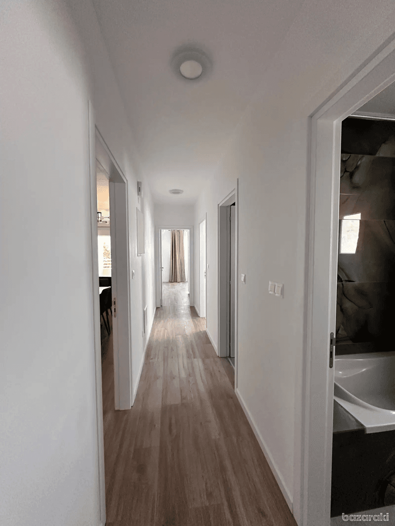 3-bedroom apartment to rent: https://www.bazaraki.com/adv/5795180_3-bedroom-apartment-to-rent (www.bazaraki.com)