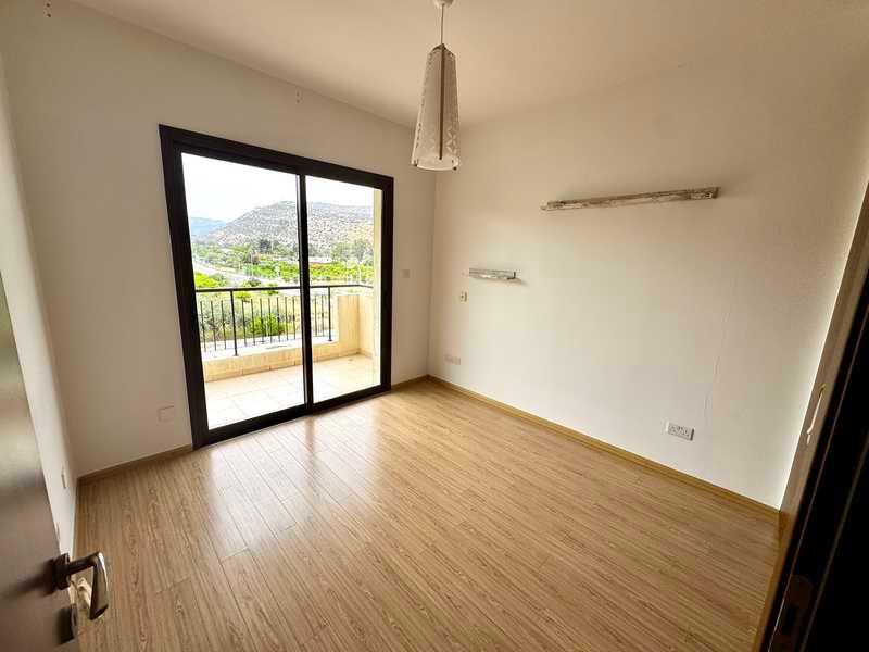 1-bedroom apartment to rent: https://www.bazaraki.com/adv/5798618_1-bedroom-apartment-to-rent (www.bazaraki.com)