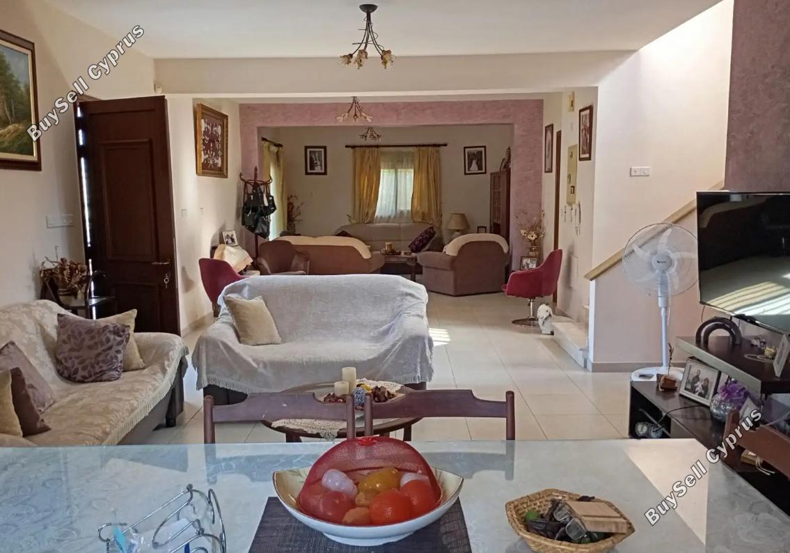 5 Bedroom Detached house for sale in Pentakomo, Limassol: https://www.buysellcyprus.com/property-for-sale/limassol/pentakomo/5-bed-detached-house-for-sale-pentakomo-limassol-1802137.html (www.buysellcyprus.com)