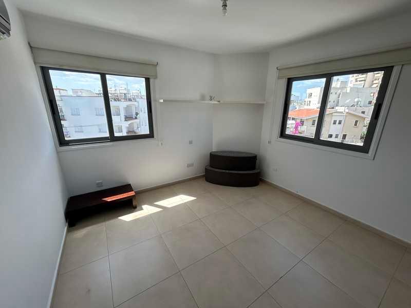 2-bedroom apartment to rent: https://www.bazaraki.com/adv/5797266_2-bedroom-apartment-to-rent (www.bazaraki.com)