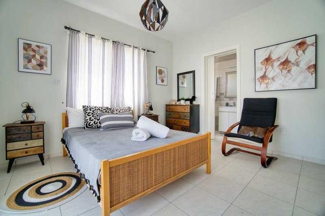 4-bedroom villa to rent: https://www.bazaraki.com/adv/5786421_4-bedroom-villa-to-rent (www.bazaraki.com)