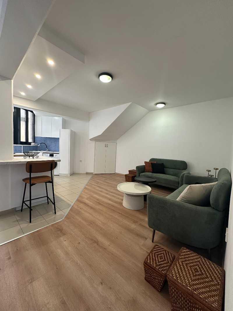 1-bedroom apartment to rent: https://www.bazaraki.com/adv/5793991_1-bedroom-apartment-to-rent (www.bazaraki.com)