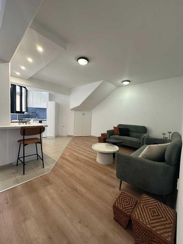 1-bedroom apartment to rent: https://www.bazaraki.com/adv/5793991_1-bedroom-apartment-to-rent (www.bazaraki.com)