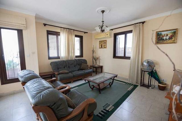 3-bedroom villa to rent: https://www.bazaraki.com/adv/5797191_3-bedroom-villa-to-rent (www.bazaraki.com)