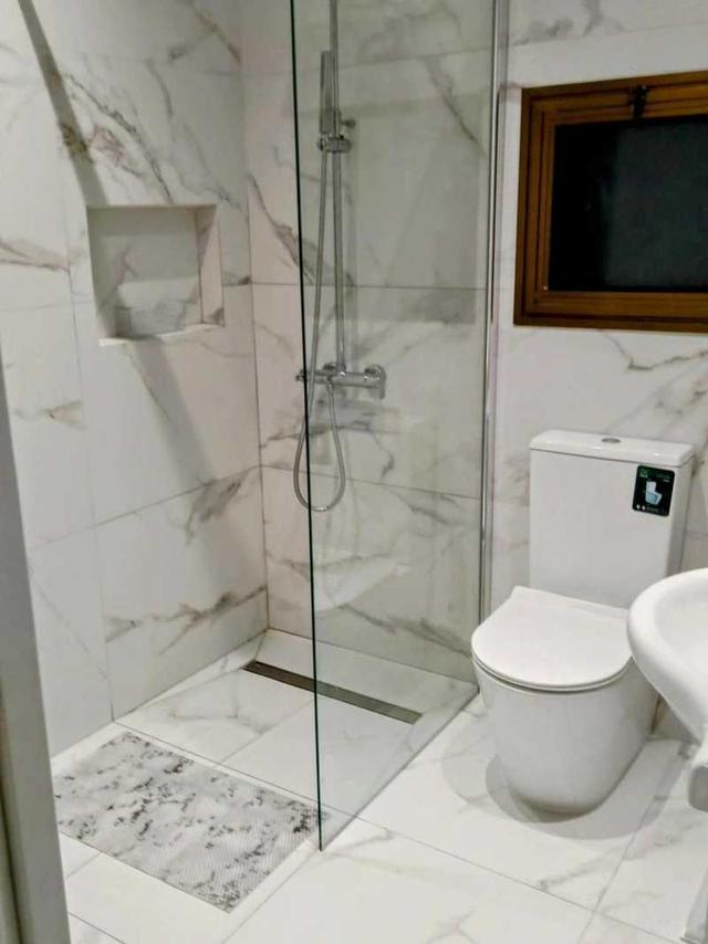 2-bedroom apartment to rent: https://www.bazaraki.com/adv/5795120_2-bedroom-apartment-to-rent (www.bazaraki.com)