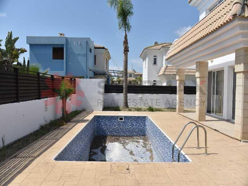 3-bedroom detached house for sale: https://www.bazaraki.com/adv/5797547_3-bedroom-detached-house-for-sale (www.bazaraki.com)