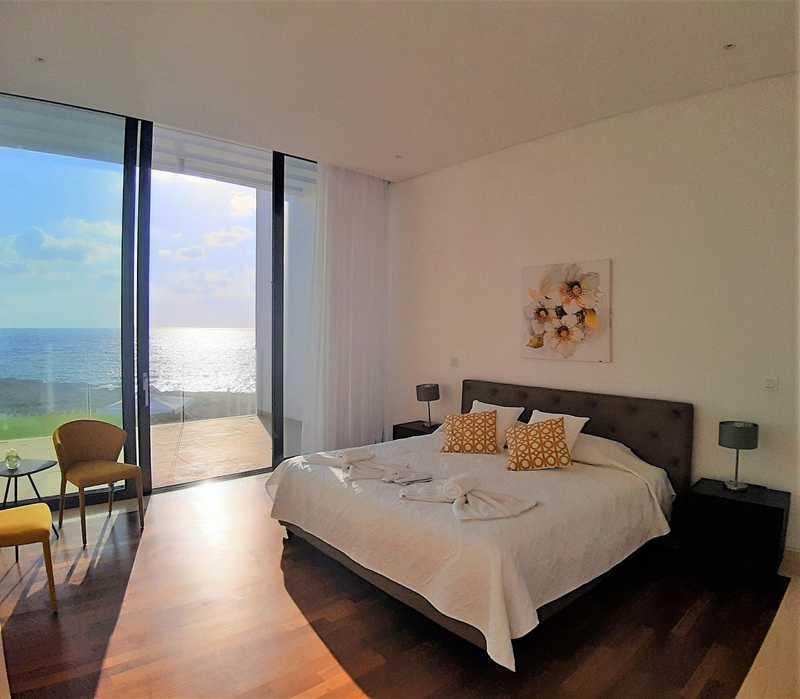 4-bedroom villa to rent: https://www.bazaraki.com/adv/5799360_4-bedroom-villa-to-rent (www.bazaraki.com)