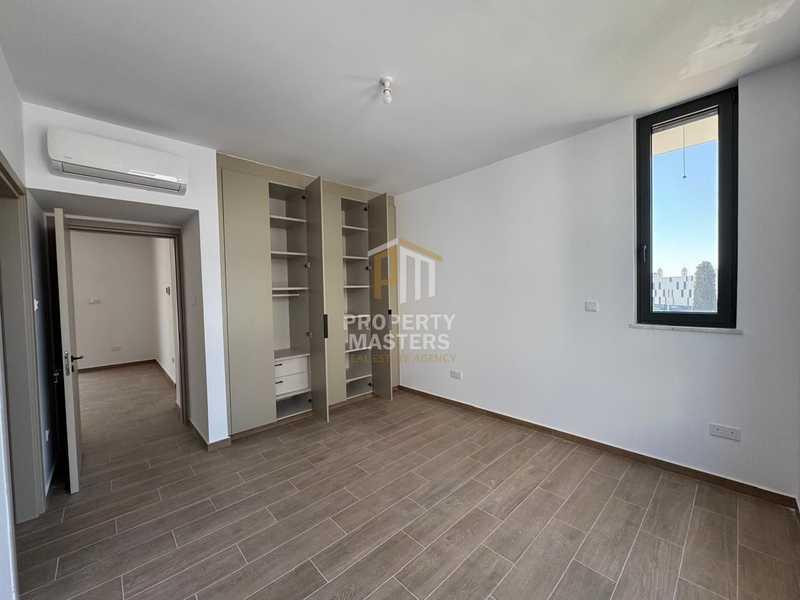 2-bedroom apartment for sale: https://www.bazaraki.com/adv/5787894_2-bedroom-apartment-for-sale (www.bazaraki.com)