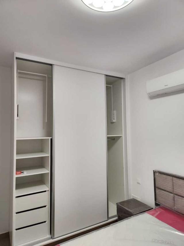 3-bedroom apartment to rent: https://www.bazaraki.com/adv/5793026_3-bedroom-apartment-to-rent (www.bazaraki.com)