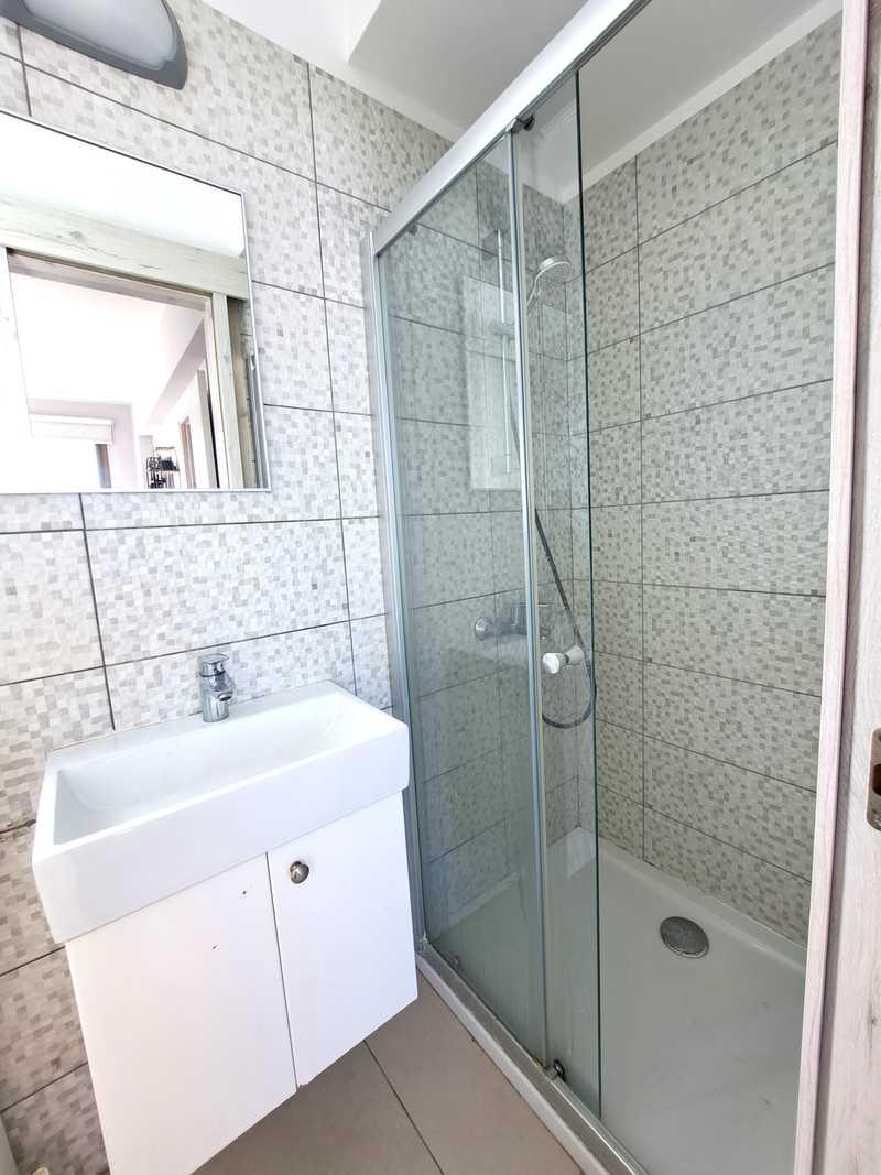 Luxury 3 bedroom villa with a pool: https://www.bazaraki.com/adv/5795930_luxury-3-bedroom-villa-with-a-pool (www.bazaraki.com)