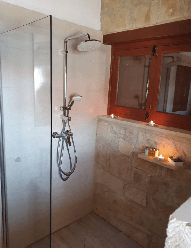 2-bedroom semi-detached for sale: https://www.bazaraki.com/adv/5791110_2-bedroom-semi-detached-for-sale (www.bazaraki.com)