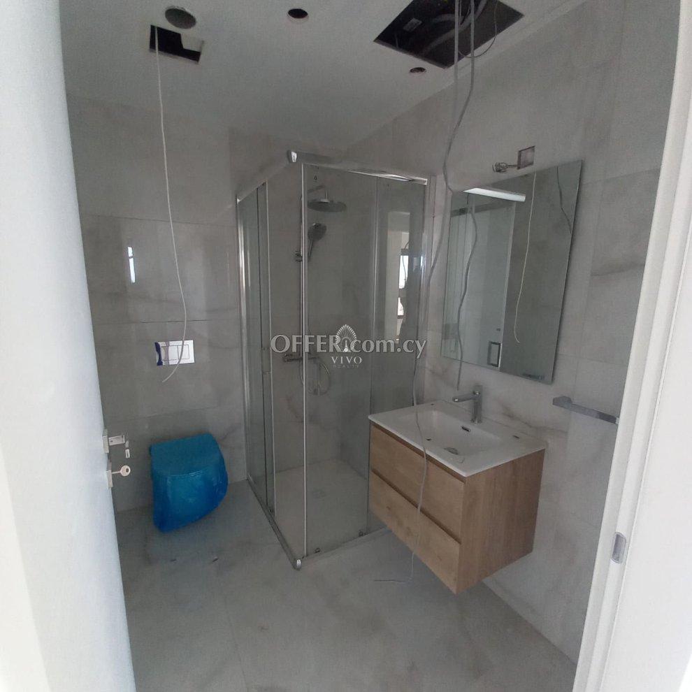 MODERN FULLY FURNISHED 2 BEDROOM APARTMENT IN MESA GEITONIA: https://www.offer.com.cy/en/modern-fully-furnished-2-bedroom-apartment-in-mesa-geitonia/21-816460/ (www.offer.com.cy)