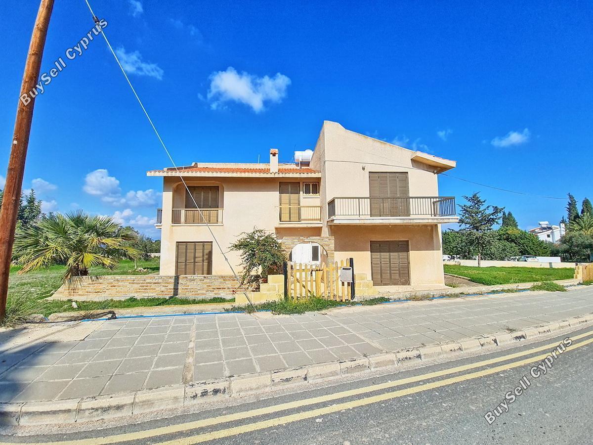 4 Bedroom Detached house for sale in Protaras, Famagusta: https://www.buysellcyprus.com/property-for-sale/famagusta/protaras/4-bed-detached-house-for-sale-protaras-famagusta-1795096.html (www.buysellcyprus.com)