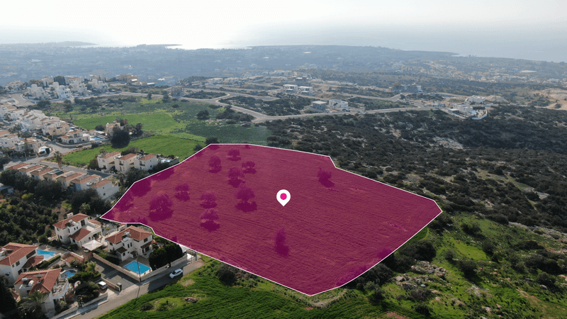 Residential land 4390 m²: https://www.bazaraki.com/adv/5798573_residential-land-4390-m2 (www.bazaraki.com)
