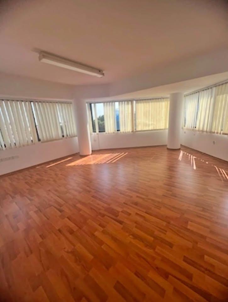 Office for rent: https://www.facebook.com/marketplace/item/1375892660497341 (www.facebook.com)