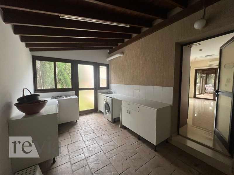 3-bedroom detached house to rent: https://www.bazaraki.com/adv/5765858_3-bedroom-detached-house-for-sale (www.bazaraki.com)