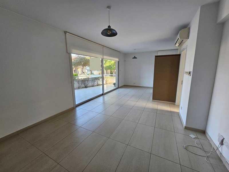 Ground floor office in naafi: https://www.bazaraki.com/adv/5790820_ground-floor-office-in-naafi (www.bazaraki.com)