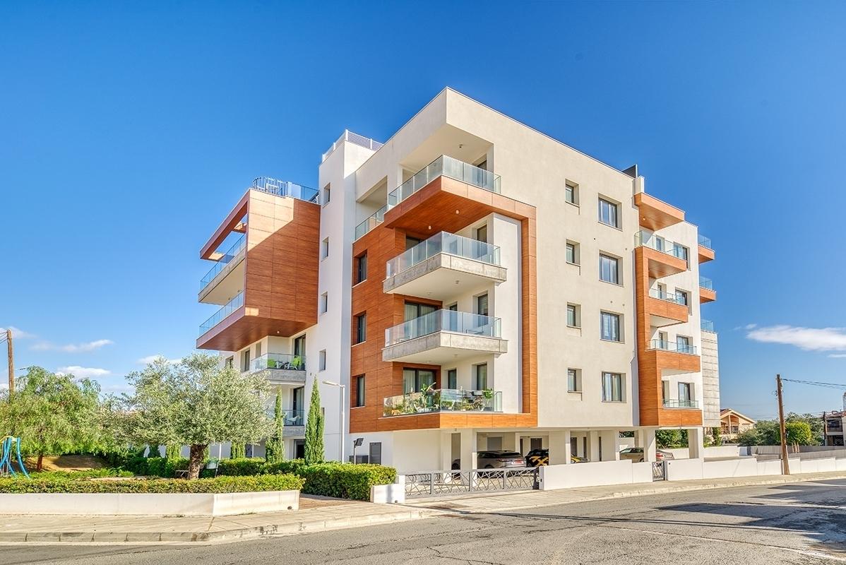 4-bedroom penthouse in Limassol №150196: https://dom.com.cy/en/catalog/rent/150196/ (dom.com.cy)