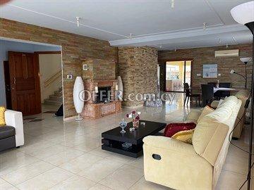4 bedroom fully furnished whole floor apartment in a prime location i: https://www.offer.com.cy/en/4-bedroom-fully-furnished-whole-floor-apartment-in-a-prime-location-i/21-816595/ (www.offer.com.cy)