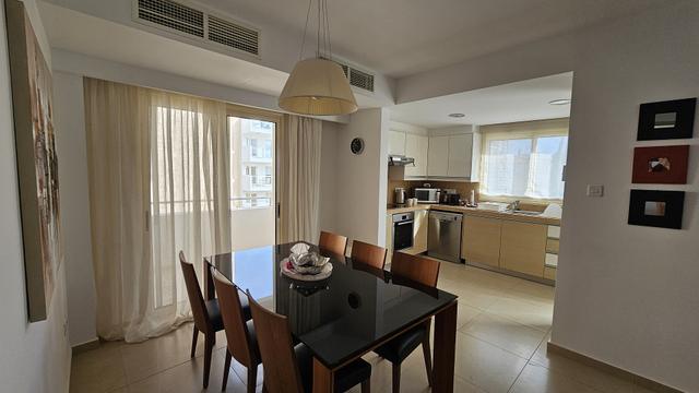 3-bedroom apartment in Paphos № 154001: https://dom.com.cy/en/catalog/sale/154001/ (dom.com.cy)