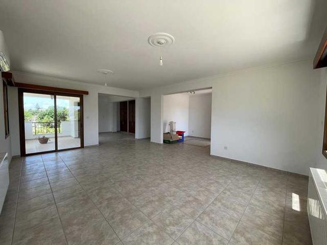 6-bedroom detached house to rent: https://www.bazaraki.com/adv/5797226_6-bedroom-detached-house-to-rent (www.bazaraki.com)