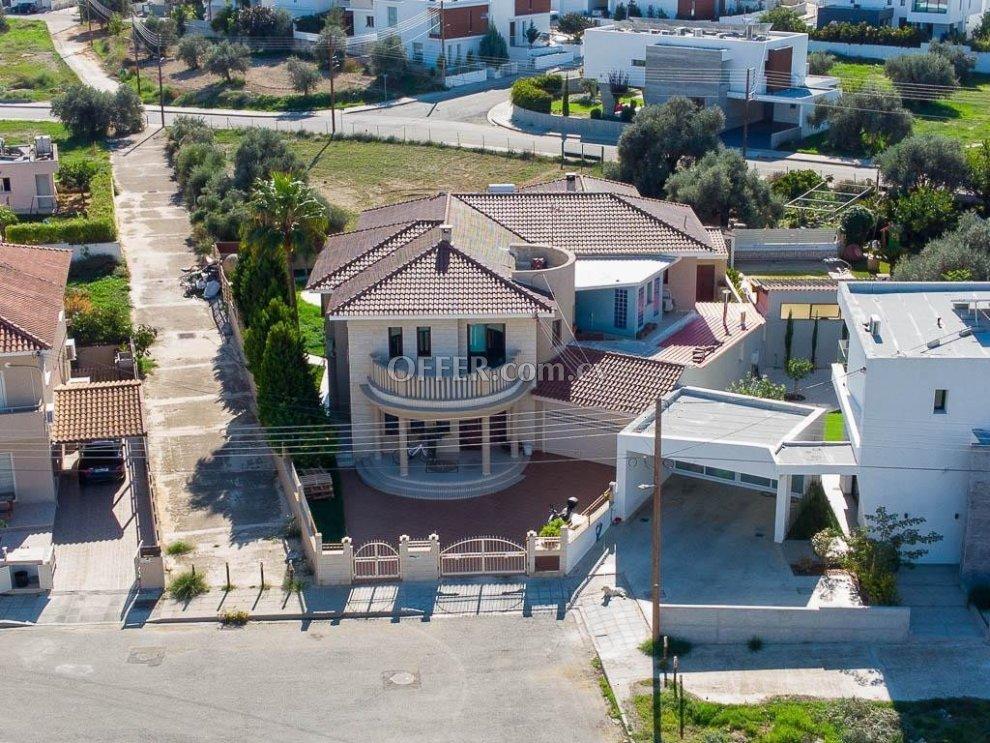House (Detached) in Latsia, Nicosia for Sale: https://www.offer.com.cy/en/house-detached-in-latsia-nicosia-for-sale/21-761361/ (www.offer.com.cy)