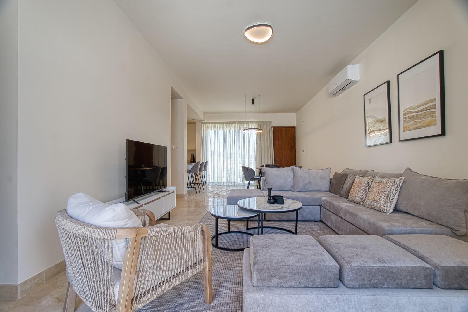 3-bedroom house in Paphos №153847: https://dom.com.cy/en/catalog/rent/153847/ (dom.com.cy)