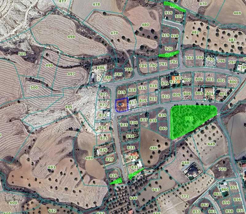 Residential land 602 m²: https://www.bazaraki.com/adv/5786641_residential-land-602-m2 (www.bazaraki.com)