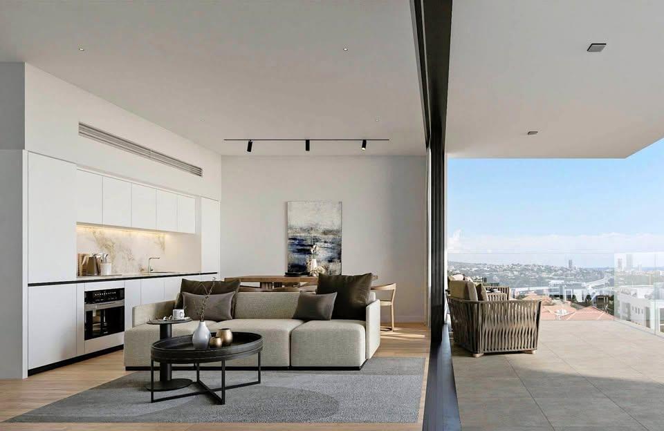 TWO BEDROOM TOP FLOOR APARTMENT WITH ROOF GARDEN: https://www.facebook.com/marketplace/item/1232890981044053 (www.facebook.com)