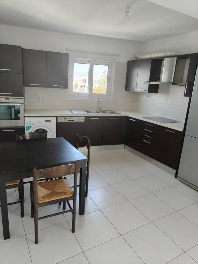 Διαμέρισμα με 2 υπνοδωμάτια: https://www.facebook.com/marketplace/item/1171942758295146 (www.facebook.com)