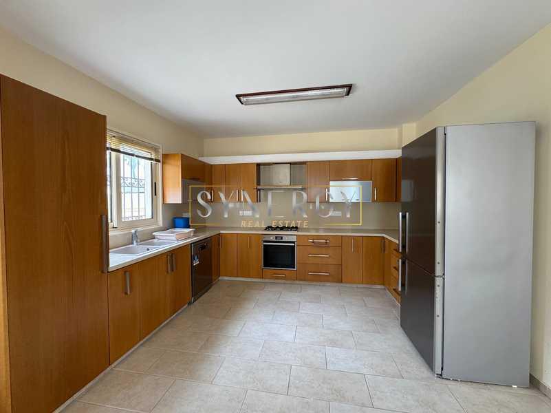 3-bedroom semi-detached to rent: https://www.bazaraki.com/adv/5795487_3-bedroom-semi-detached-to-rent (www.bazaraki.com)