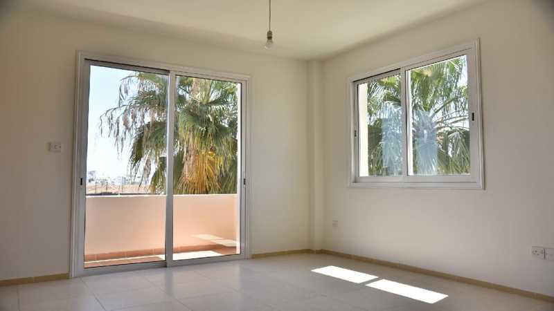 Studio apartment for sale: https://www.bazaraki.com/adv/5789293_studio-apartment-for-sale (www.bazaraki.com)
