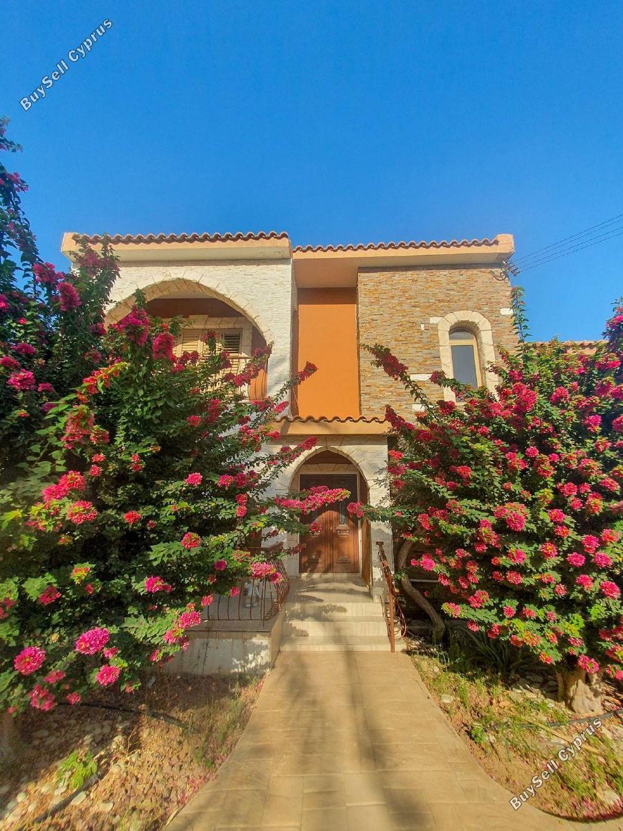 5 Bedroom Detached house for sale in Pervolia, Larnaca: https://www.buysellcyprus.com/property-for-sale/larnaca/pervolia/5-bed-detached-house-for-sale-pervolia-larnaca-1796724.html (www.buysellcyprus.com)