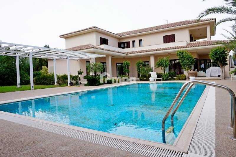 5-bedroom detached house to rent: https://www.bazaraki.com/adv/5797150_5-bedroom-detached-house-to-rent (www.bazaraki.com)