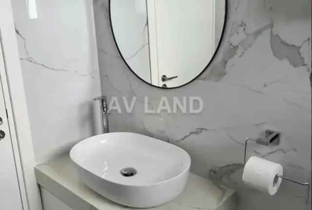 3-bedroom penthouse to rent: https://www.bazaraki.com/adv/5768081_3-bedroom-penthouse-to-rent (www.bazaraki.com)