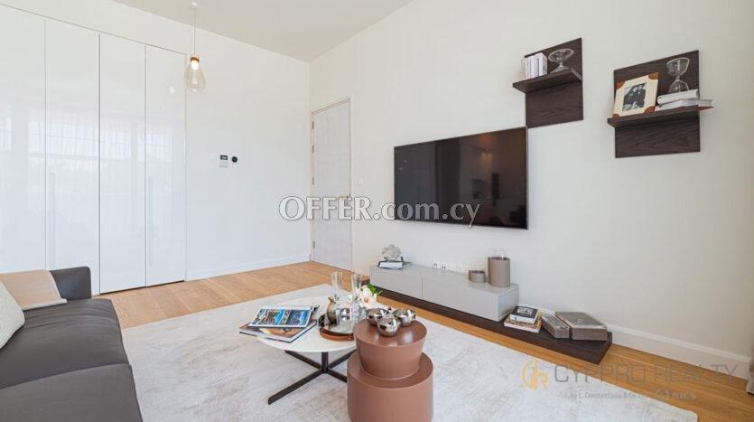 Luxury 2 Bedroom Apartment in Tourist Area: https://www.offer.com.cy/en/luxury-2-bedroom-apartment-in-tourist-area/21-474096/ (www.offer.com.cy)