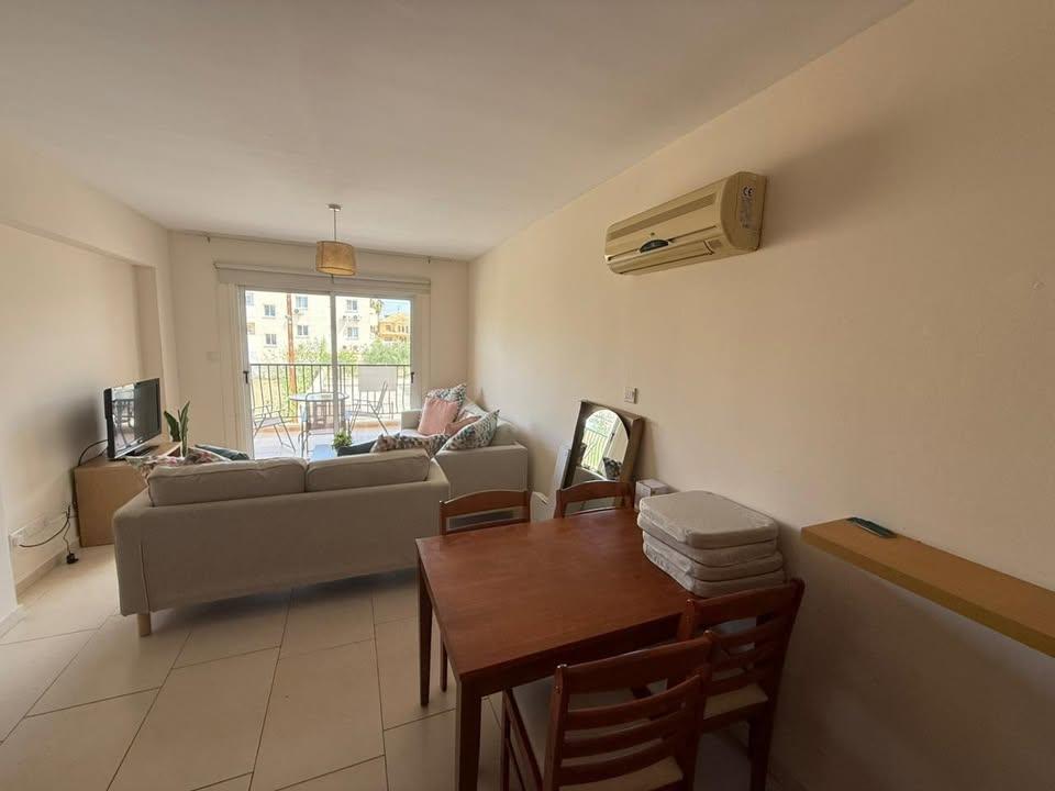 2 beds 1 bath Flat/apartment: https://www.facebook.com/marketplace/item/593239993149535 (www.facebook.com)