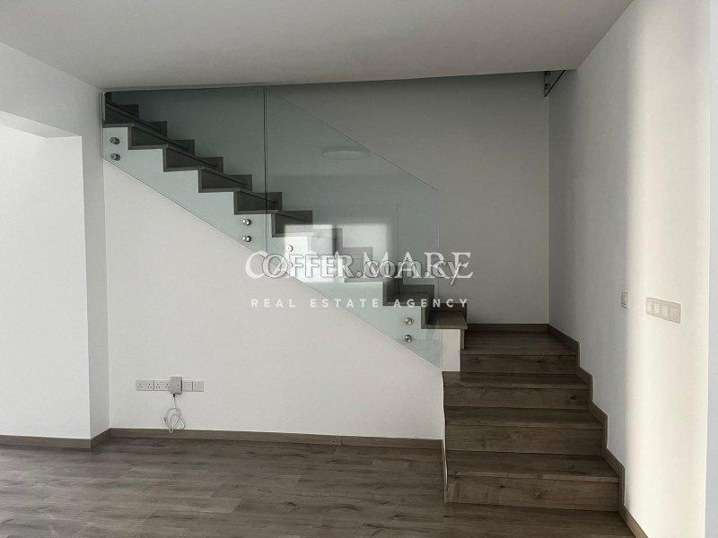 Three-Bedroom House in Egκomi: https://www.offer.com.cy/en/three-bedroom-house-in-egκomi/21-816636/ (www.offer.com.cy)